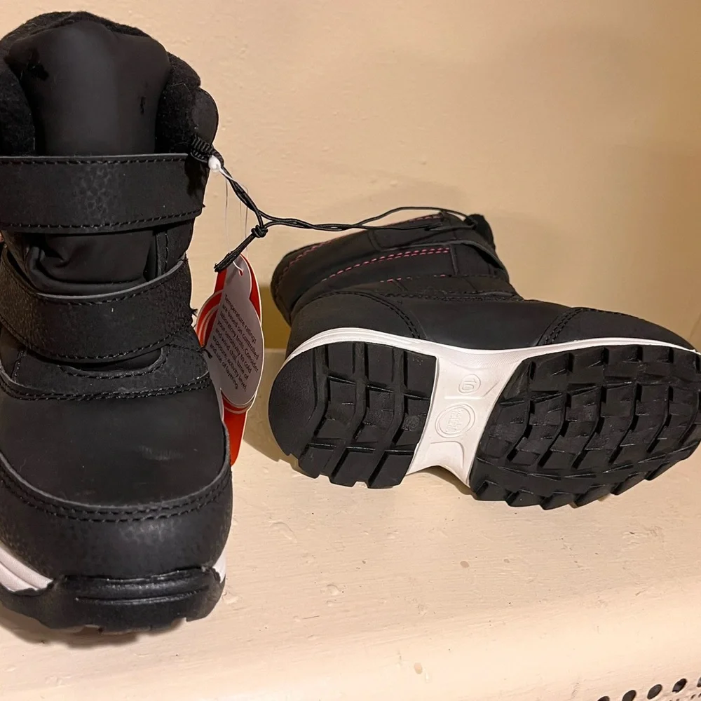 Wonder Nation Charcoal Boots